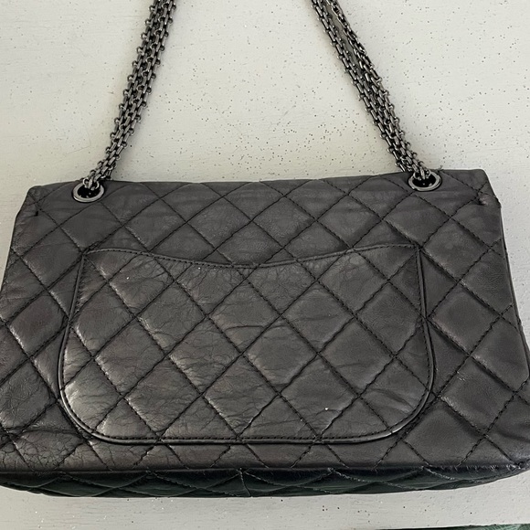 Authentic Chanel Classic Reissue Aged Calfskin Flap Bag - Silver - Picture 3 of 16